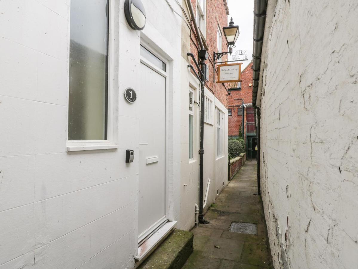Ferienwohnung 24 Baxtergate Whitby Exterior foto